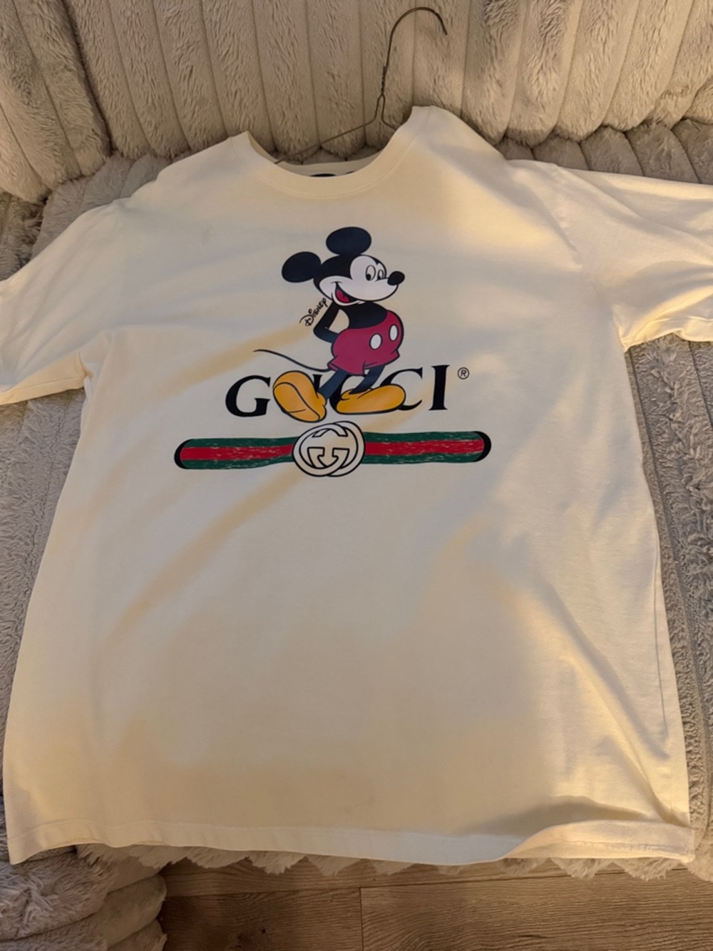 Gucci Cream Short Sleeve T-Shirt with Mickey Mouse Graphic